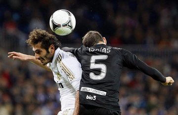 Real pewnie radzi sobie z rywalem