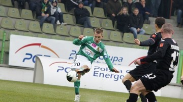 Paweł Buzała w tej sytuacji strzelił pierwszego gola dla GKS
