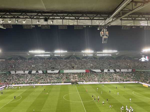 Kibice Legii szykują oprawę