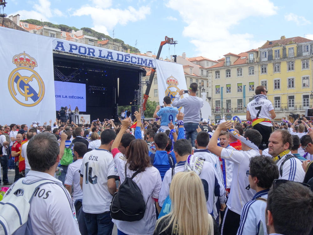 Strefa kibiców Realu Madryt na Praca de Figueira oraz Praca de Pedro IV 