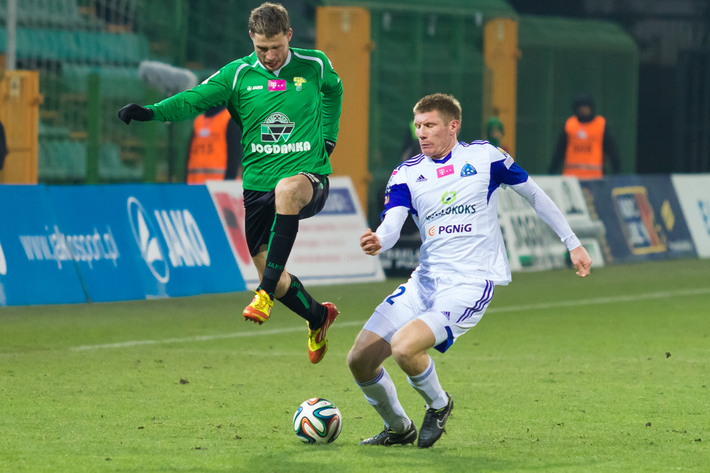 Piłkarze Górnika Łęczna odnieśli kolejnew tym sezonie zwycięstwo na własnym stadionie i utrzymali miano niepokonanej u siebie drużyny.