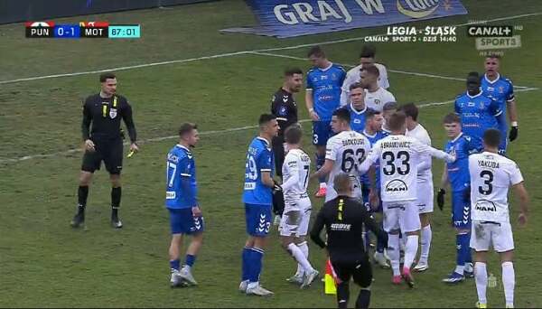 Scysja w polu karnym 